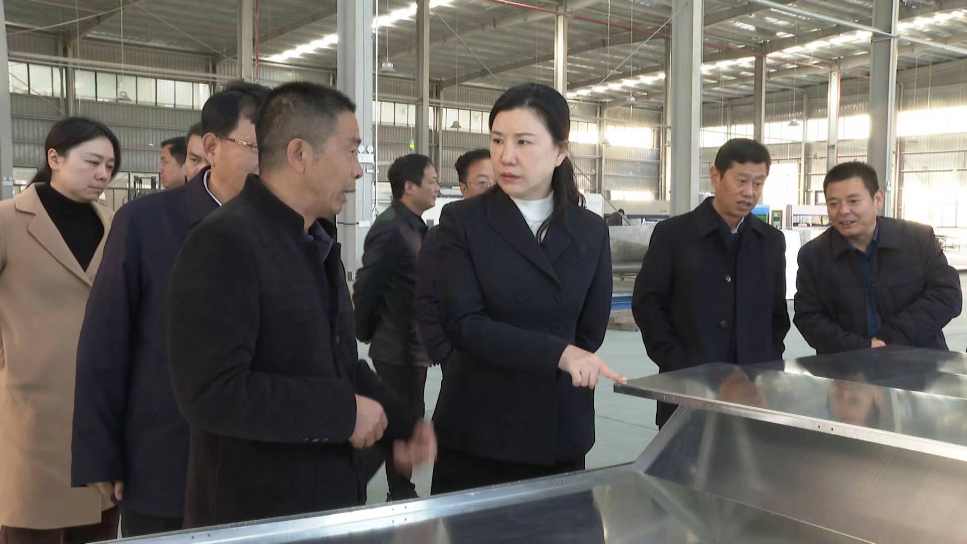 黃岡市市委副書記、市長劉潔、紅安縣政府領導等一行蒞臨弘美達集團指導工作